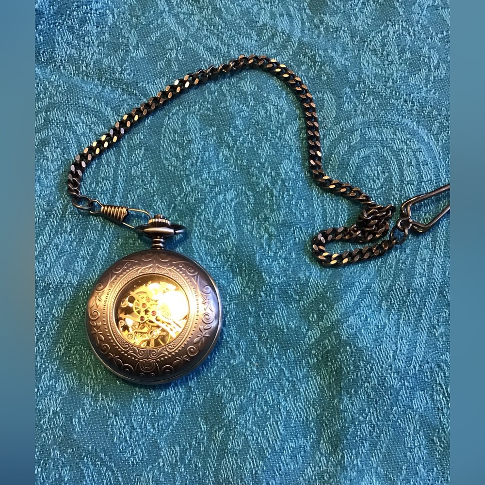 MAJESTI CO 17 JEWELS POCKET WATCH GREAT CONDITION FOB NEEDS POLISH SILVER TONE